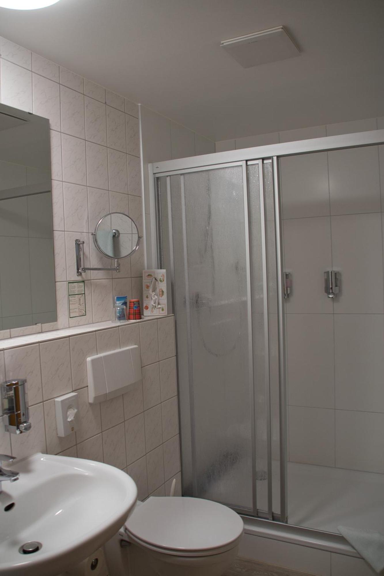 Hotel Quellenhof Salzgitter Eksteriør bilde